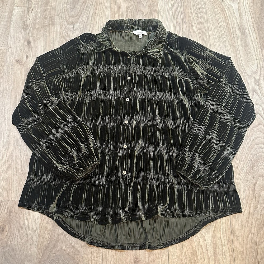 Umgee Green Velvet Collared Button-Up Shirt Women's Size 1XL Long Sleeve Smocked
